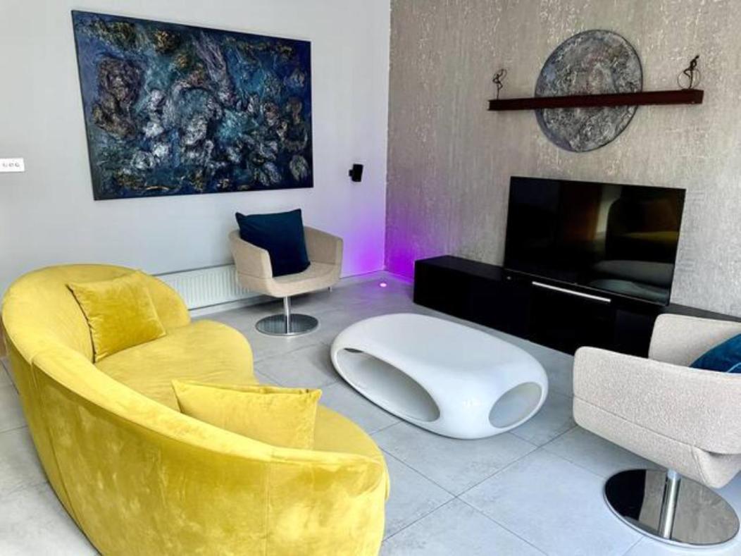 Regent's Park 1 Bed With Terrace Apartment *