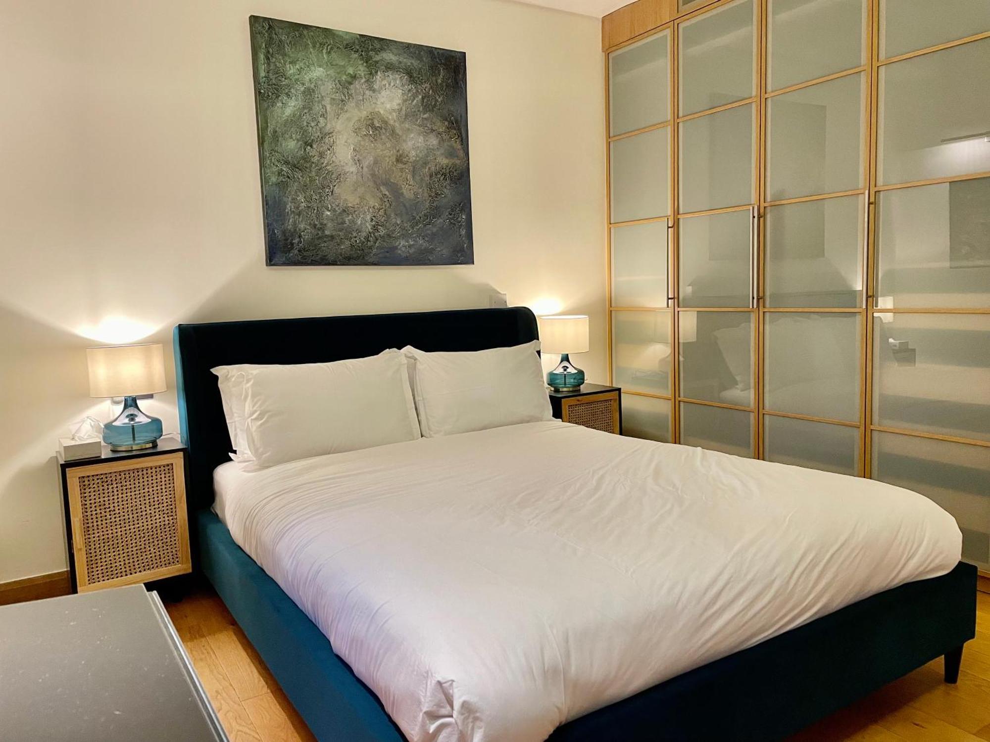 Regent's Park 1 Bed With Terrace Apartment London